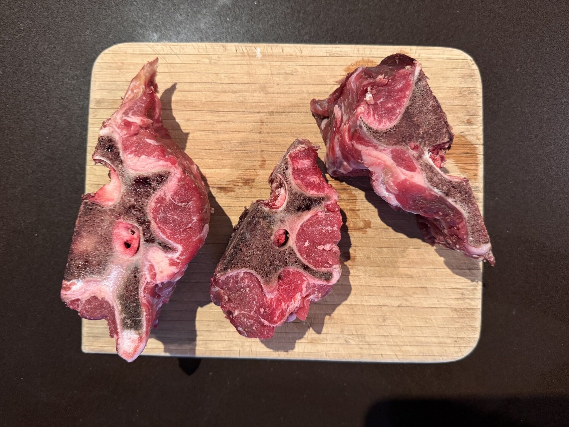 beef chuck bones for greyhound nutrition